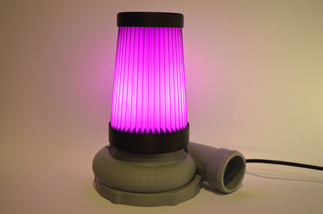 Turbo-Laderlampe mit lila Luftfilter