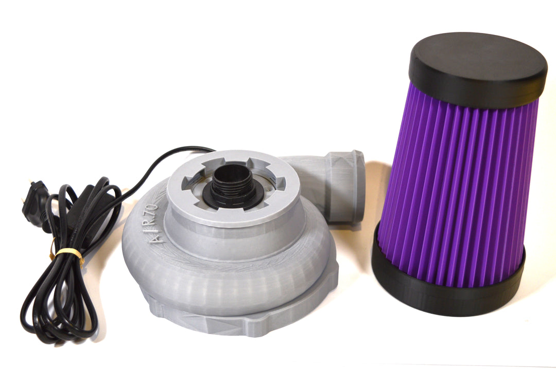 Turbo-Laderlampe mit lila Luftfilter