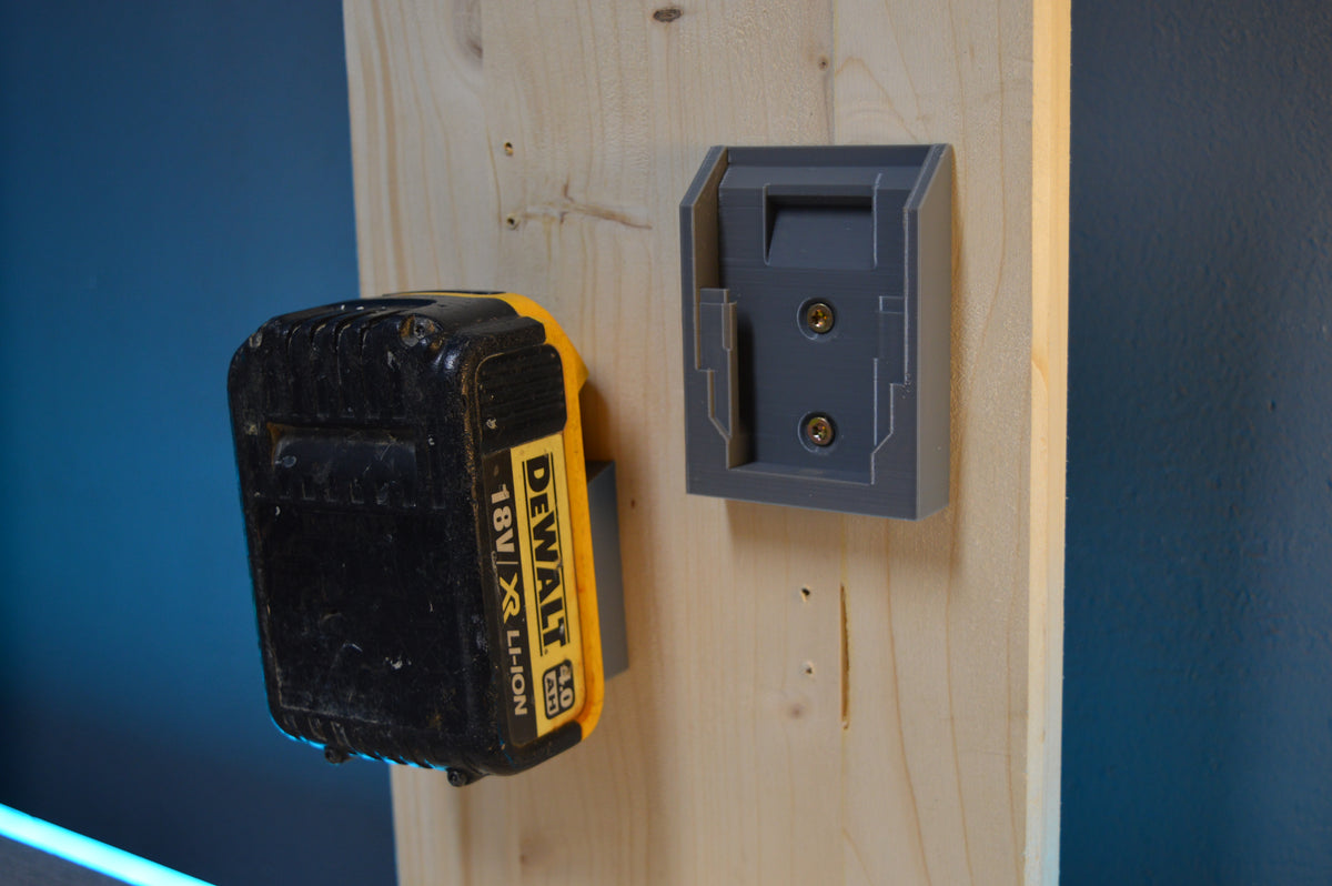 Maik3D Akkuhalterung kompatibel mit Dewalt XR 18V / 20V