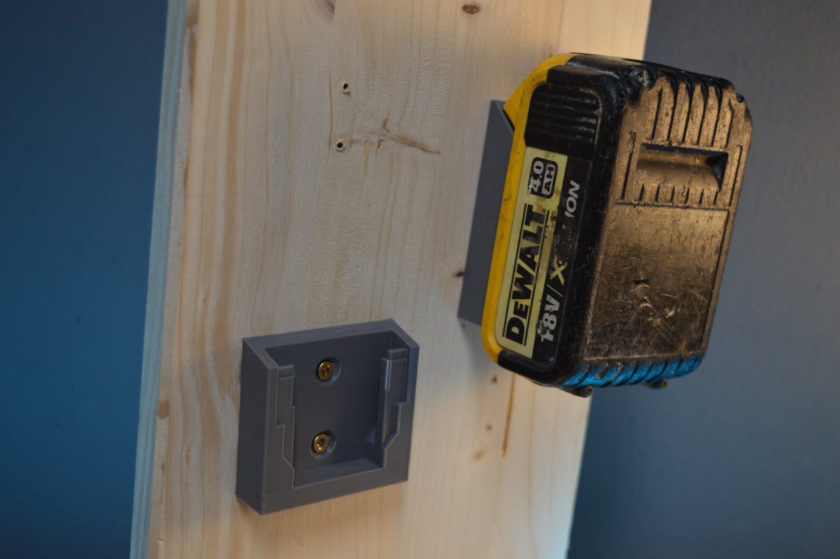 Maik3D Akkuhalterung kompatibel mit Dewalt XR 18V / 20V