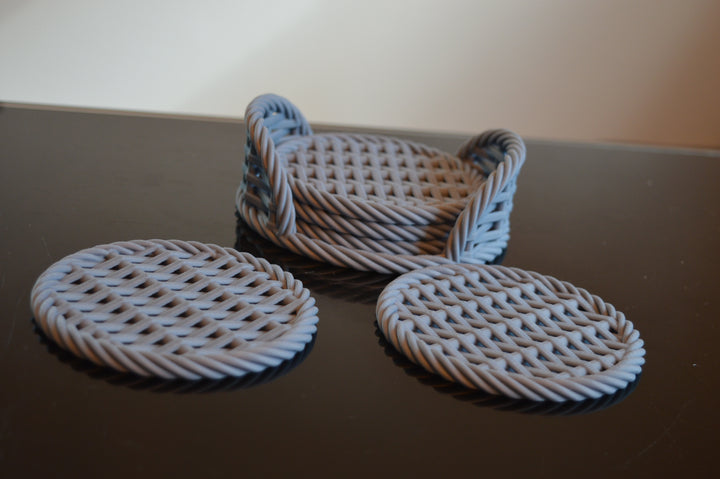 5er Untersetzer-Set mit Halter – Rattan-Optik